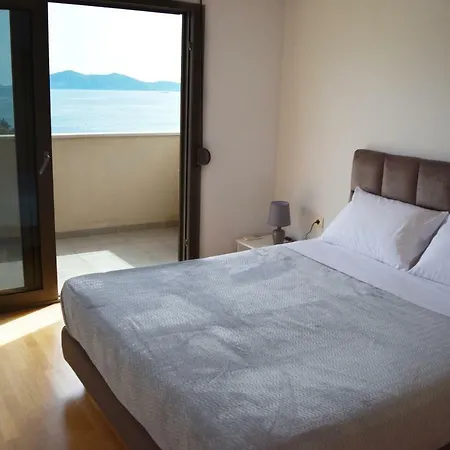 Feel The Sea Villa Palaiontsiflikion